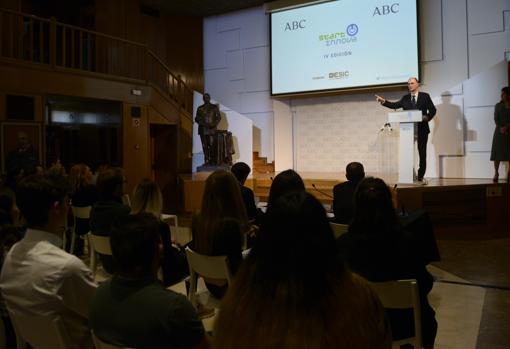 El gerente de ABC, Javier Caballero, durante el acto Startinnova