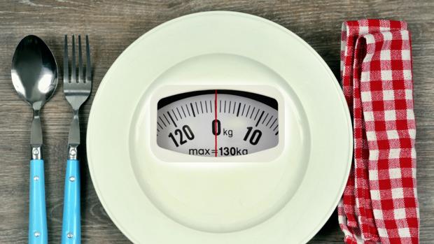 Los expertos alertan sobre las dietas extremas para adelgazar.