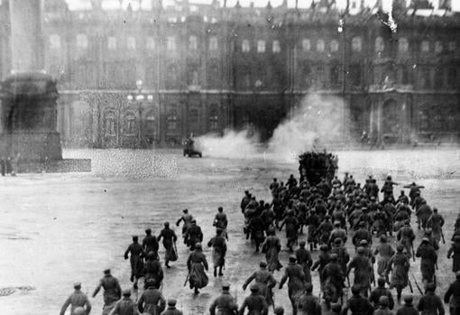 Asalto al Palacio de Invierno en 1917