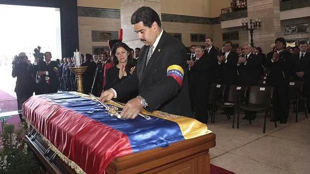 maduro_chavez_funeral-kQVE--620x349@abc.jpg