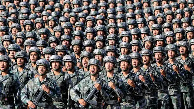 China celebra con un gran desfile el 90 aniversario de su Ejército