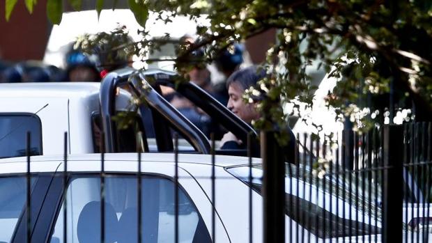 Máximo Kirchner, a la salida de los tribunales tras comparecer ante el juez por supuesto lavado de dinero, este lunes en Buenos Aires