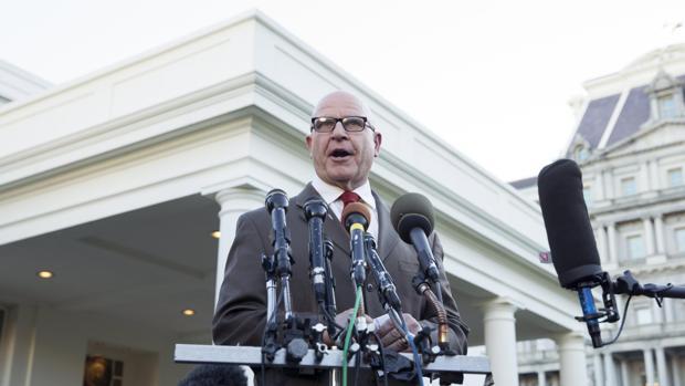 El general McMaster, consejero de Seguridad Nacional, en las puertas del Ala Oeste de la Casa Blanca