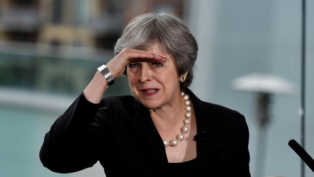 La primera ministra de Gran Bretaña, Theresa May, pronuncia un discurso en Irlanda del Norte