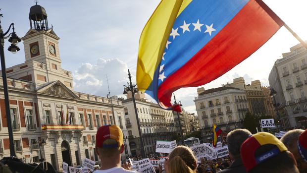 Venezolanos en España: entre las lágrimas y la esperanza