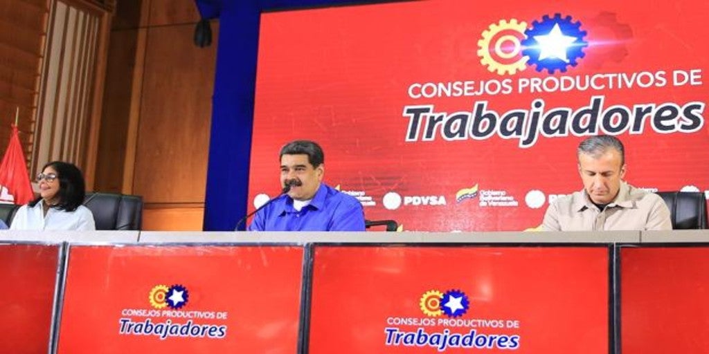Maduro declara a la petrolera PDVSA en emergencia y nombra a un vicepresidente como gestor
