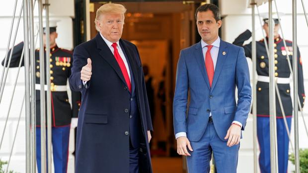 Trump afirma que podría verse con Maduro y después rectifica