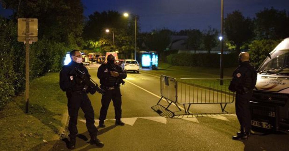 Un Joven Decapita En Paris A Un Profesor Que Mostro Caricaturas De Mahoma