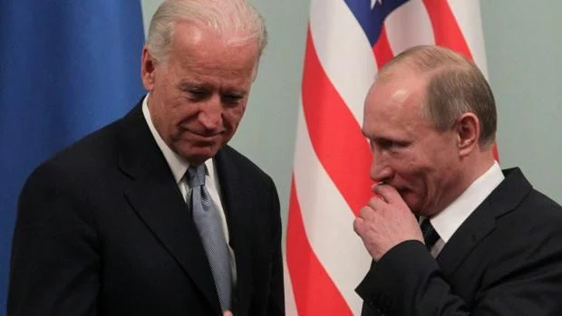 Biden le lee la cartilla a Putin en su primera conversación como presidente