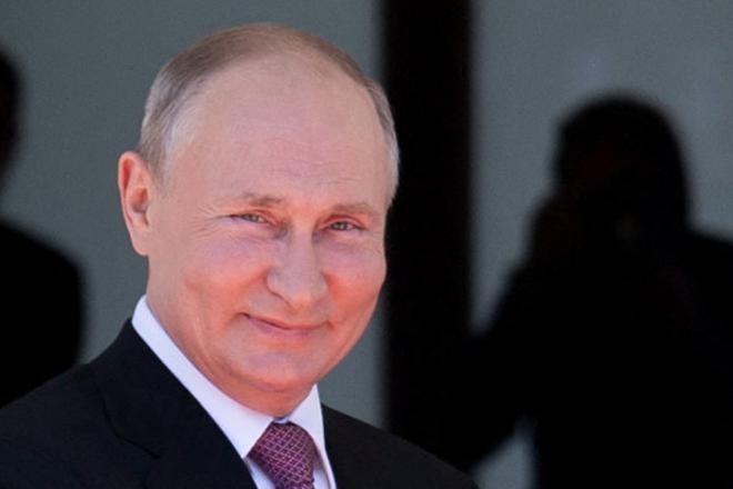 La ley que promulgó el presidente de Rusia, Vladímir Putin, el pasado 1 de julio también prohibe «negar el papel decisivo del pueblo soviético en la derrota del fascismo»