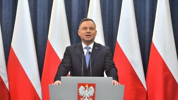 EE.UU. consigue que Polonia paralice una ley contra los medios