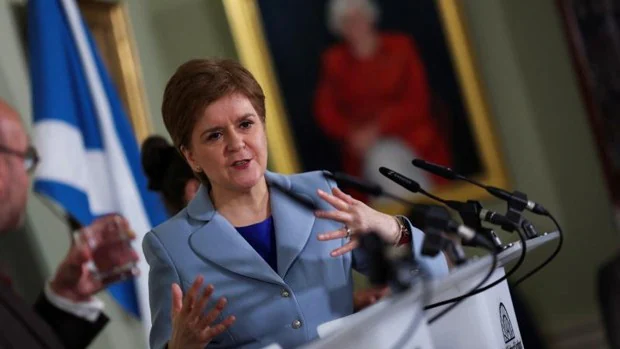 Escocia anuncia para 2023 un referéndum de independencia