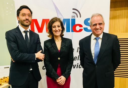 Christian Costaganna (Nissan), Mar García Ramos (Grant Thornton) y Pedro Malla (ALD)