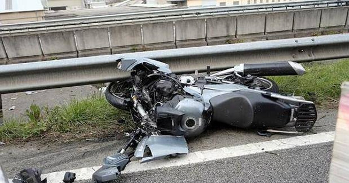 Razones por las que los accidentes de moto aumentan mientras bajan los de  coche