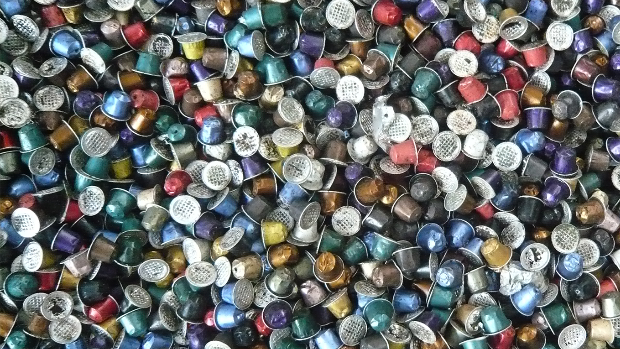 Cápsulas de café de aluminio reciclado. What else?