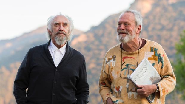 Terry Gilliam y Jonathan Pryce, durante el rodaje de «El hombre que mató a Don Quijote»