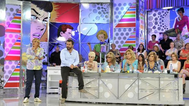 Parte del elenco del programa «Sálvame»
