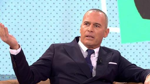 Carlos Lozano haciendo de defensor de la audiencia en «Sálvame»