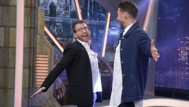 Pablo Motos y Sergio Ramos, en «El hormiguero»