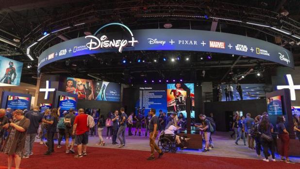 Pabellón de disney+ en el D23 Expo