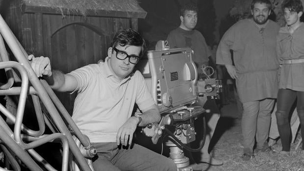 Chicho Ibañez Serrador, en 1966, en el rodaje de uno de los capítulos «Historias para no dormir».