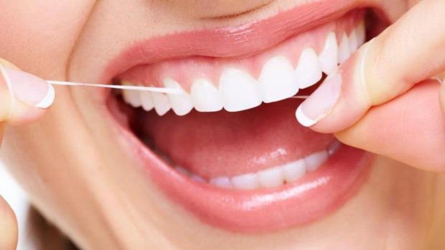 Descubre que tiene la dentadura postiza en la garganta ocho días después de ser anestesiado para una cirugía