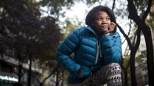 A esta joven lingüista le gusta mirar al futuro con optimismo. Tiene mucho carácter, confiesa, y eso le ha ayudado en más de una ocasión a superar obstáculos propios de la poca sensibilidad ciudadana con su situación