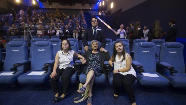 Madame Birthe Lejeune asiste en Madrid a la proyección de la película sobre la vida de su esposo
