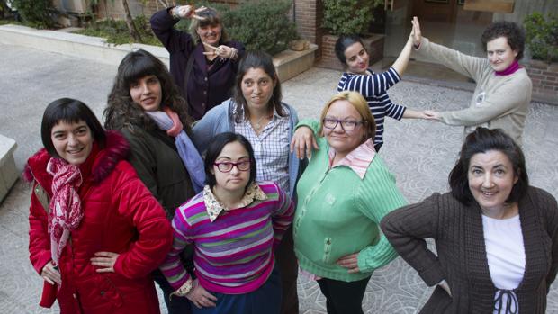 Foto de 2016: mujeres con discapacidad, en un encuentro