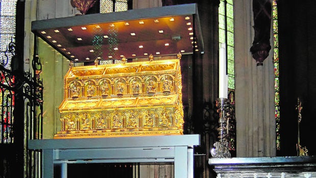 Relicario en el que se encuentran los restos de los Reyes Magos