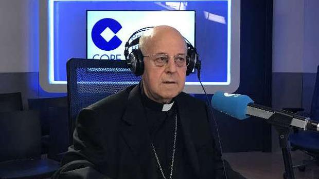 El presidente de la CEE, el cardenal Ricardo Blázquez, ayer en Cope