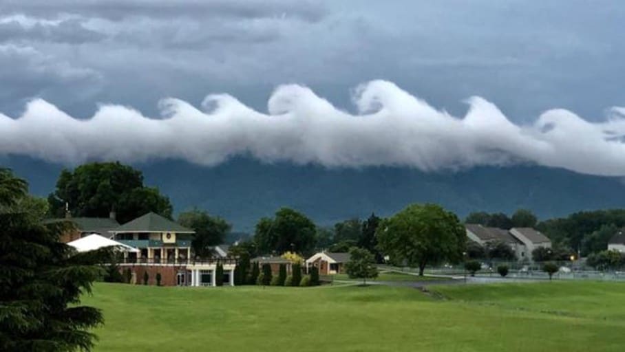 Como Se Forman Estas Raras Nubes Con Forma De Ola Avistadas En Virginia