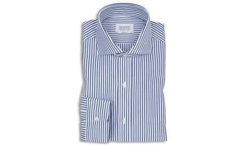 Camisa de rayas azules y blancas
