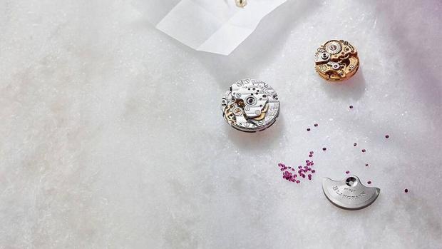 Estos relojes están fabricados con los materiales y la delicadeza de la alta joyería
