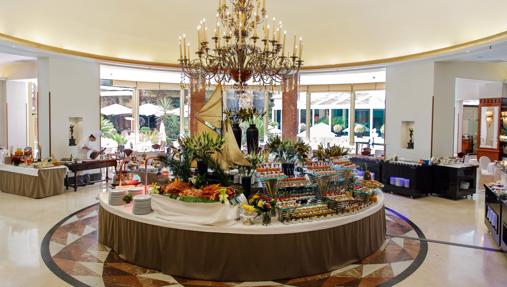 Salón central de InterContinental Madrid donde se sirve el brunch