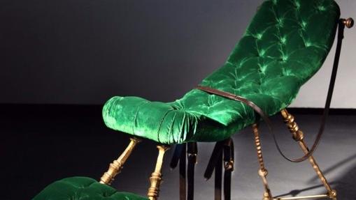 Tally Ho Chair