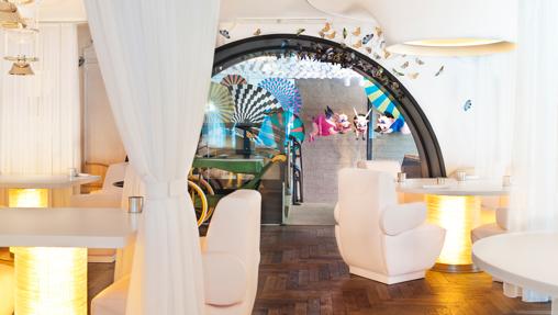 La sala de DiverXO, de la mano de Lázaro Rosa-Violán