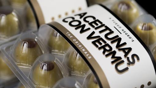 Las legendarias Aceitunas con “vermú” de A Fuego Negro