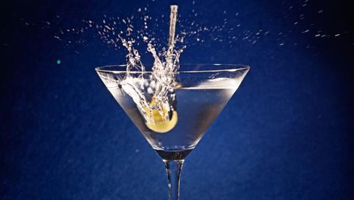 Dry Martini / Libro The Bar. Homenaje al Dry Martini de Javier de las Muelas