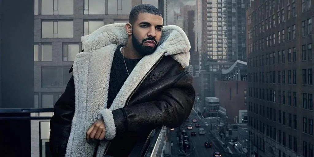 El polémico look de un millón de dólares de Drake