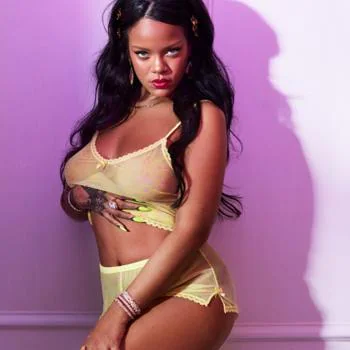 abrazo temerario lógica La rentable y sexy colección de lencería de Rihanna