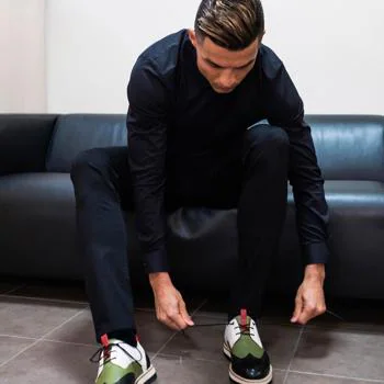La excéntrica zapatillas de Ronaldo