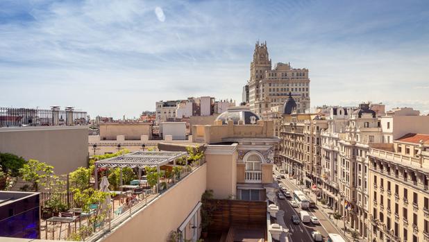Vistas desde la Terraza Ático 11 en el hotel Iberostar Las Letras Gran Vía en Madrid