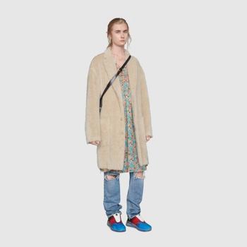 Gucci desata la polémica con un vestido para hombre de 1.900 euros