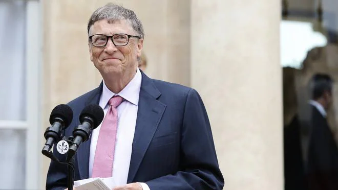 Bill Gates, fundador de Microsoft, es uno de los millonarios más famosos.