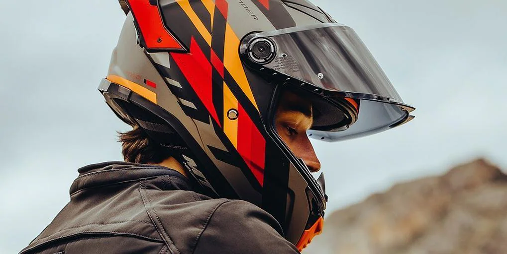 Cinco marcas de cascos moto de lujo diferentes a las que conoces