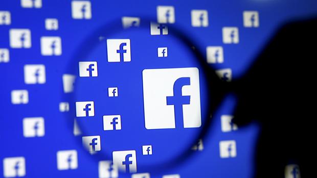 Facebook ya permite introducir subtítulos para los vídeos en directo