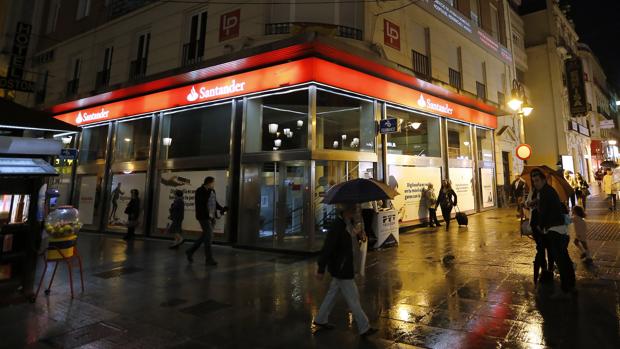 Sucursal del Grupo Santander