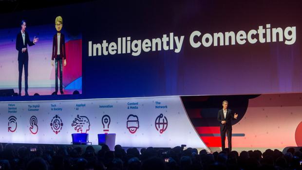 El director general del GSMA, Mats Granryd participa en la primera jornada del MWC (Mobile World Congress), la mayor cita mundial de la tecnología móvil