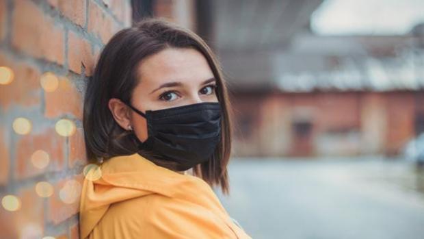 El truco de Apple para que uses el móvil con mascarilla